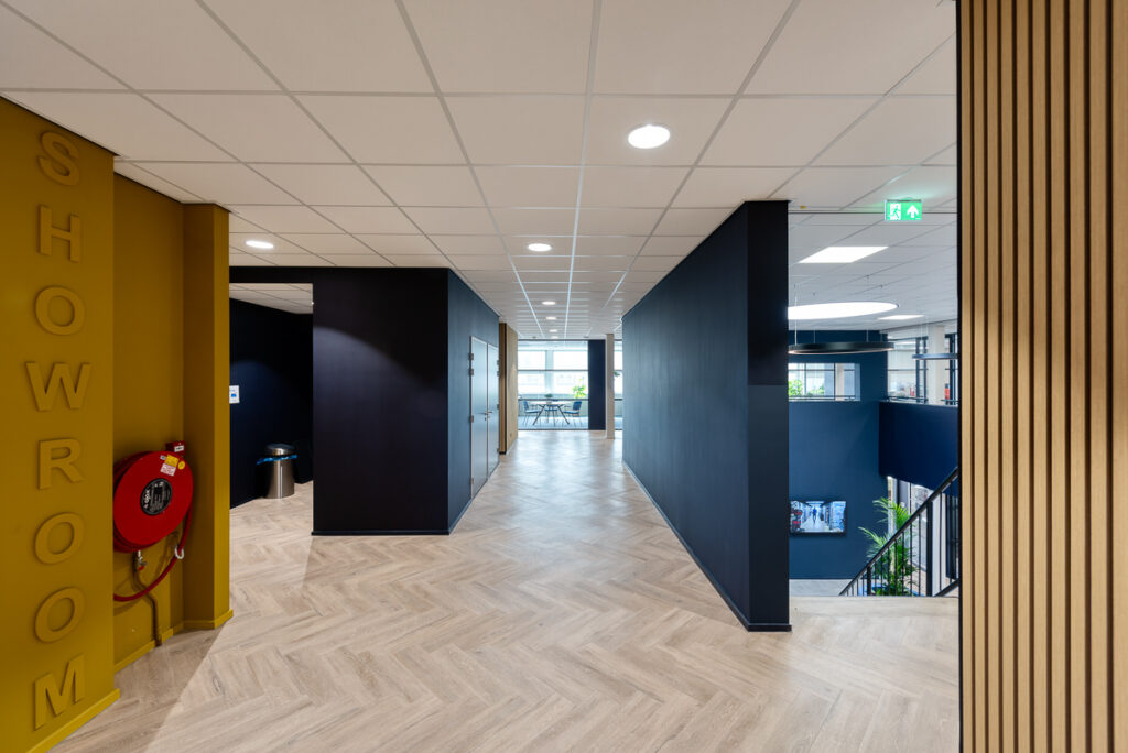 Systeemplafond opgeleverd 600x600